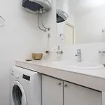 Makaria * سبليت