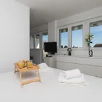 Makaria شقة سبليت