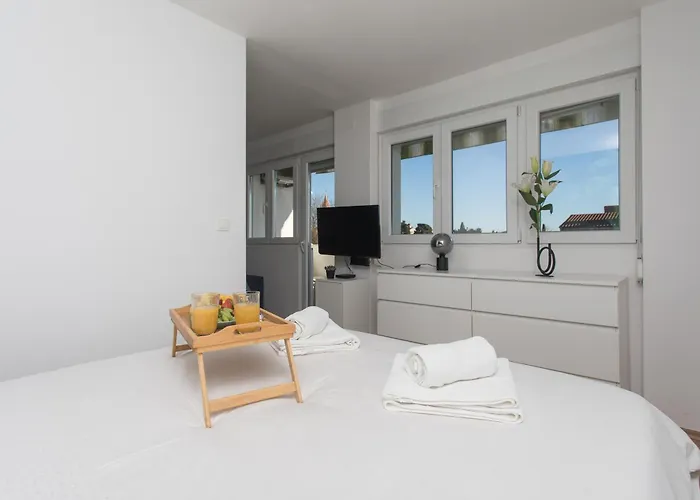 Makaria Lägenhet Split